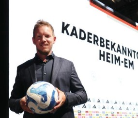 pp电子平台-纳帅：是我塞钱让裁判淘汰拜仁，克罗斯身子像钢铁